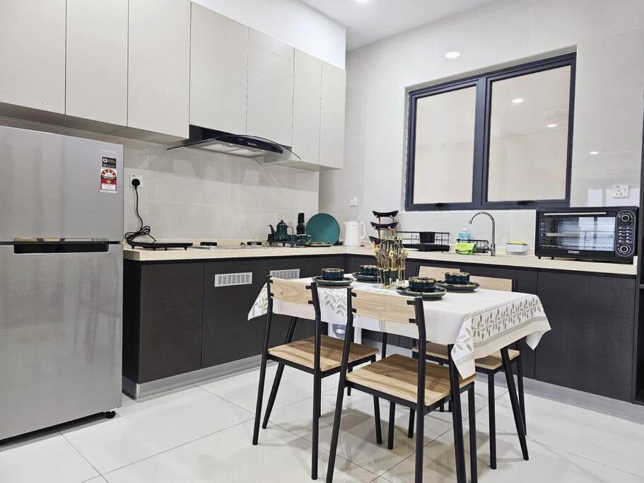 Apartment Royal Strand, Country Garden Danga Bay, Johor Bahru, Johor Johor Bahru