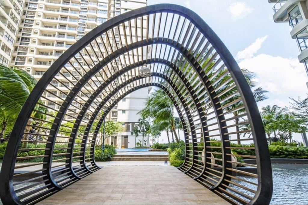 Royal Strand, Country Garden Danga Bay, Johor Bahru, Johor *