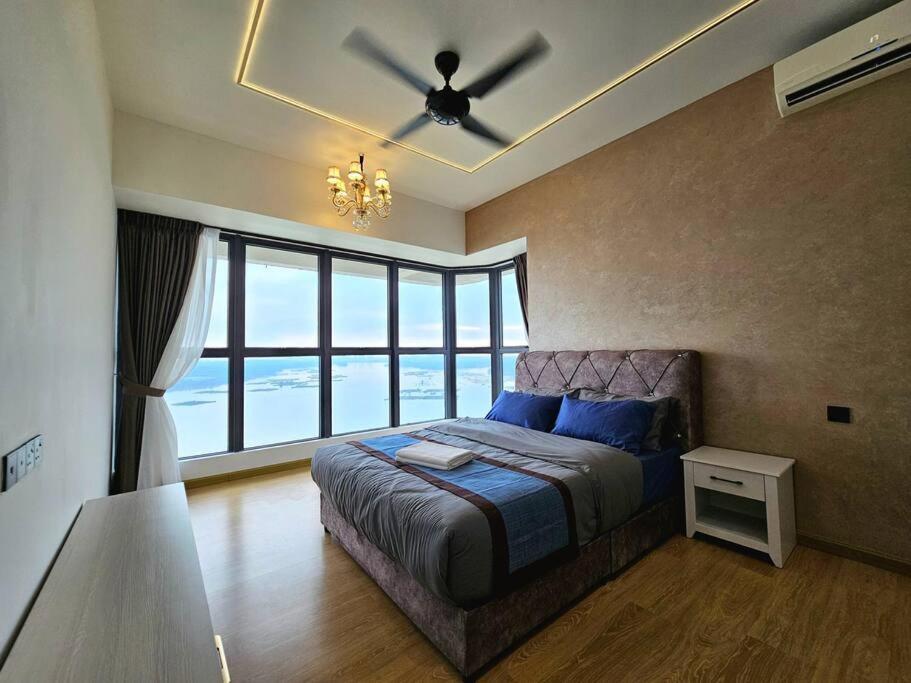 Royal Strand, Country Garden Danga Bay, Johor Bahru, Johor