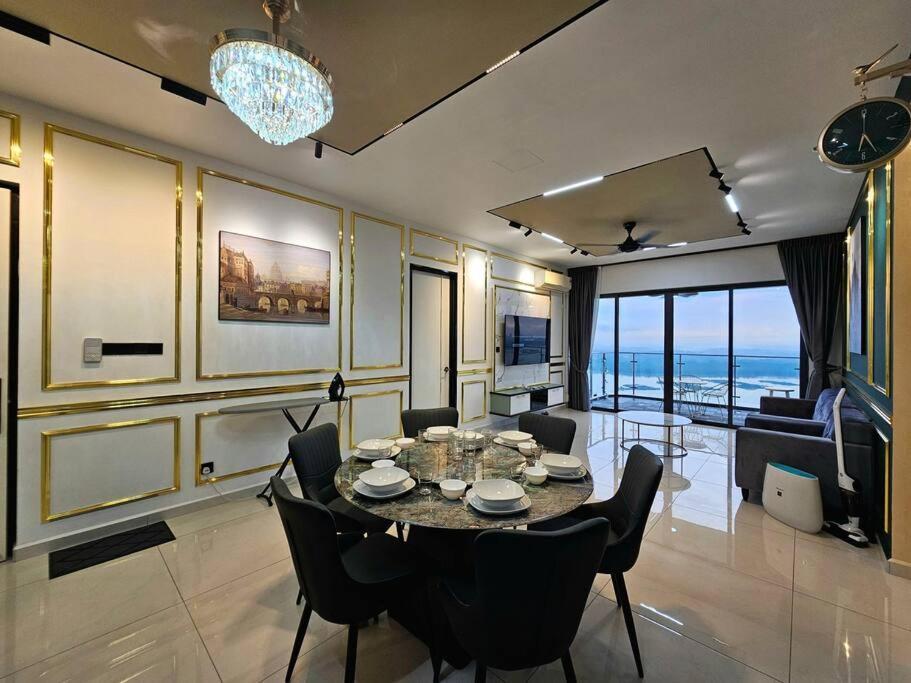Apartment Royal Strand, Country Garden Danga Bay, Johor Bahru, Johor
